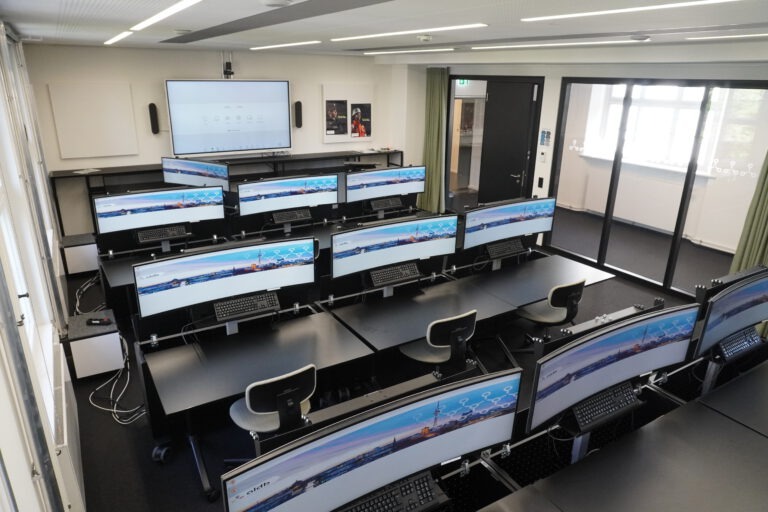 Moderne Büros und Arbeitsplätze der ALDB